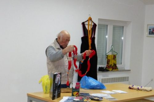 Predavanje s porukom: “Ne zaboravite svoje običaje!”