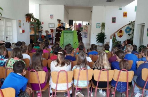 Podjelom platnenih vrećica i subvencioniranom prodajom sadnica okončan je sveobuhvatni program obilježavanja Dana planeta Zemlje
